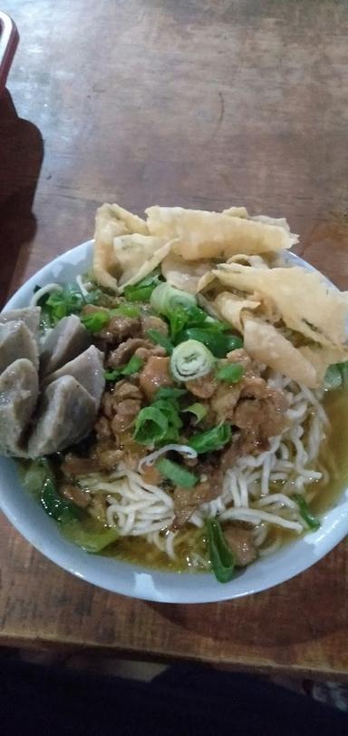 BAKSO,SOTO&MIE AYAM FATMAWATI GAJAH MUNGKUR