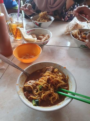 MIE AYAM BAKSO KUNCUNG JOYO