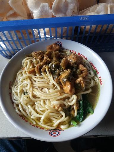 MIE AYAM DAN BAKSO CABAK