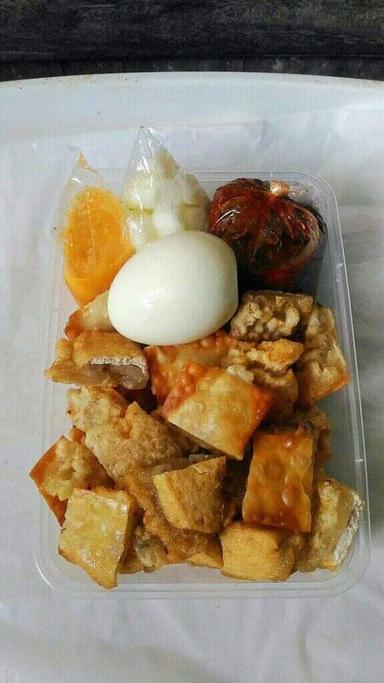 SIOMAY IKAN PAK UJANG.ASLI BANDUNG