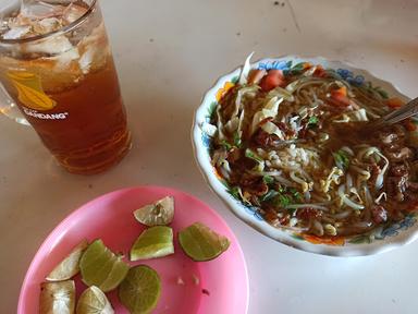 WARUNG SOTO & BAKSO MENTARI PAGI (BU YANTI SUNARTO)