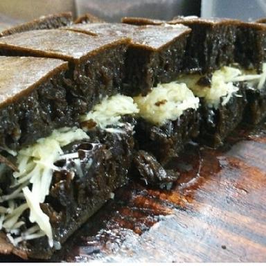 MARTABAK AMAZING MARINDAL