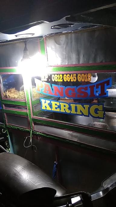 PANGKER (PANGSIT KERING)