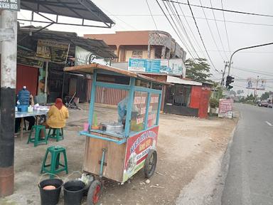 BUBUR AYAM DAN NASI UDUK KANG ATEP KHAS BANDUNG