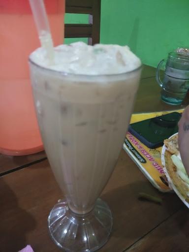 MIE ACEH DAN KOPI ACEH CITA RASA