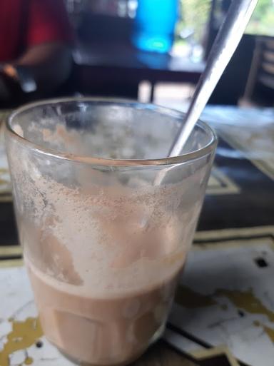 WARUNG KOPI UNI RENI