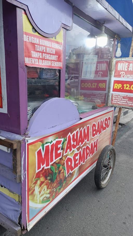 MIE AYAM BASO REMPAH