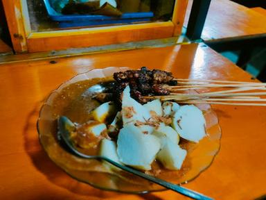 SATE MADURA ABI ASYAHABI