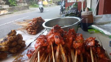 WARUNG MAKAN SATE LANGUAN