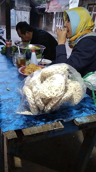 BAKSO MBAK DAH GOYANG LIDAH