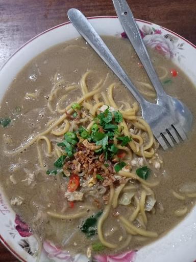 BAKMI JAWA BU HENY