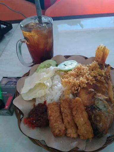 RM. STEAK AYAM BAKAR/GEPREK PAK UNTUNG