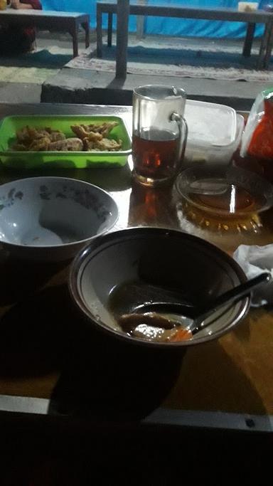 SOP AYAM MBAK GONDANG