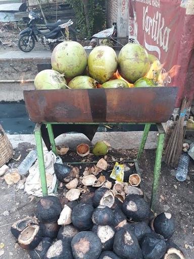 ES DEGAN & DEGAN BAKAR KARTIKA