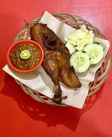 AYAM GORENG & NASI UDUK VONY’S KITCHEN