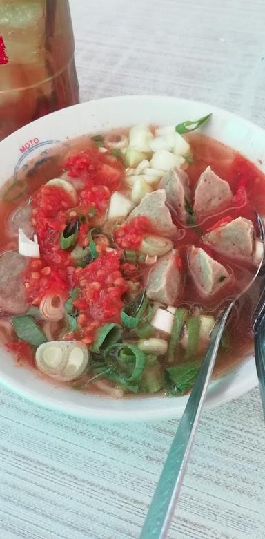 BAKSO DAN MIE AYAM MORO SENENG PAK KUSNO