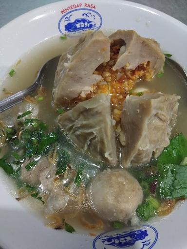 BAKSO DAN MIE AYAM PAK RIE