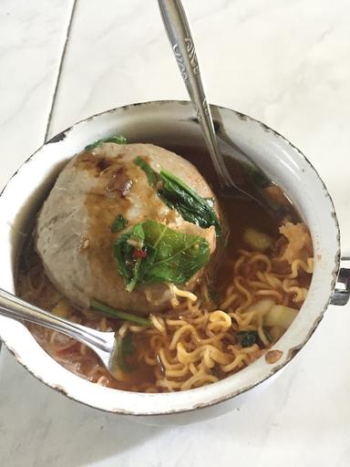 BAKSO URAT BERANAK PAK JOKO