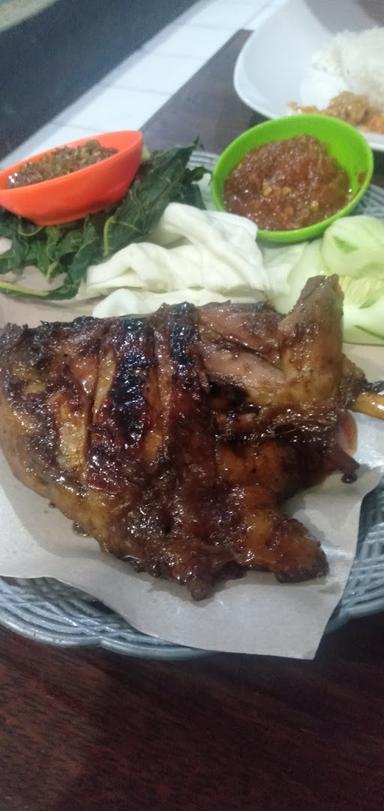 BEBEK BAKAR AMINJOYO CABANG 2