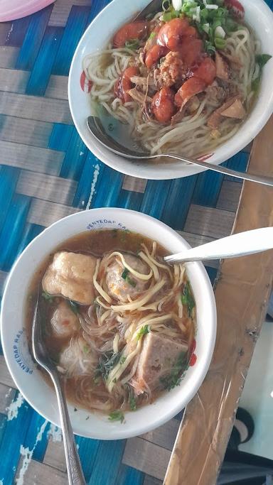 MIE AYAM & BAKSO WONOGIRI PAK WAWAN