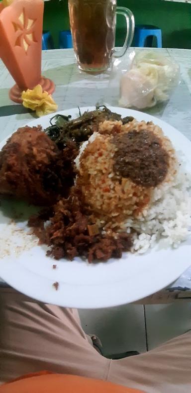 RUMAH MAKAN PADANG SALERO