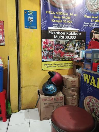 WAROENK PIZZA SEMARANG