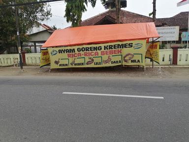 AYAM GORENG KREMES PEJAGOAN