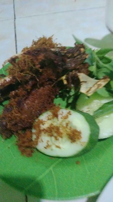 BEBEK & AYAM GORENG H. UNTUNG