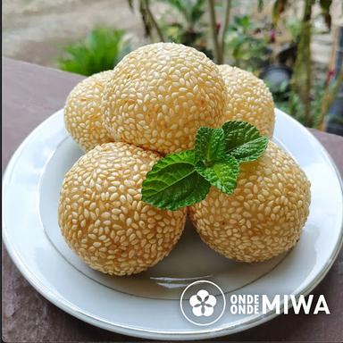 ONDE ONDE MIWA | ANEKA KUE JAJANAN PASAR