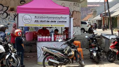 ES CIREBON TJAMPOLAY FLOAT