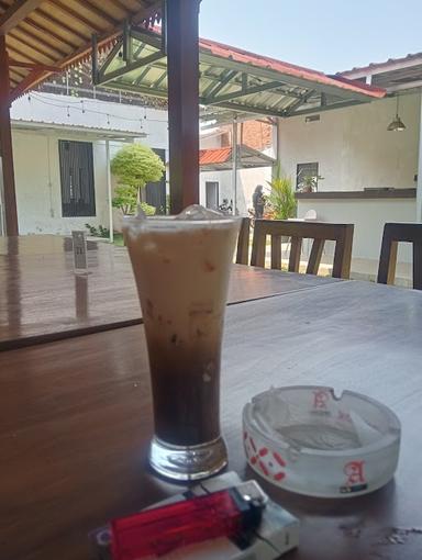 KOPI POELEN TENGAH KOTA CIREBON