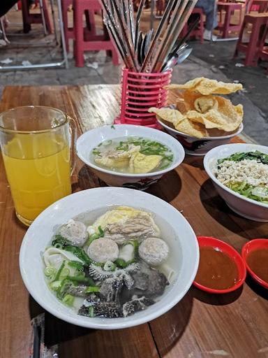 MIE YAMIN BABAT TASIK PASUNDAN