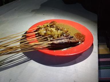 SATE KALONG JALAN KESAMBI DALAM