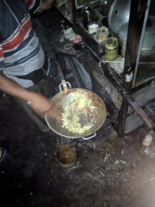 WARUNG NASI GORENG TOLE