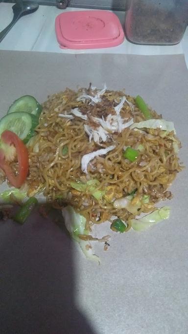 NASI GORENG BANTING