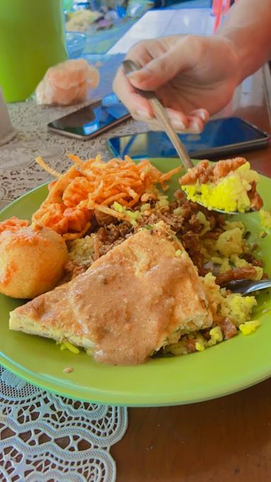 NASI UDUK TAMAN SARI