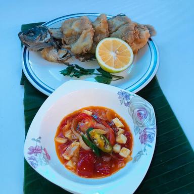 SOTO BETAWI MAMAH