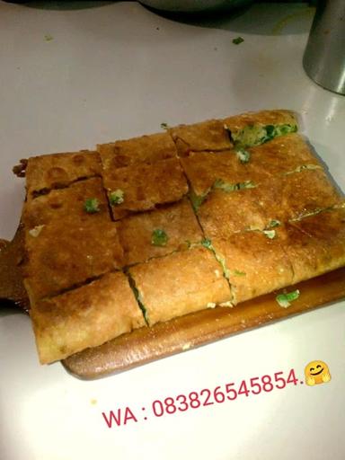 MARTABAK SINAR BULAN