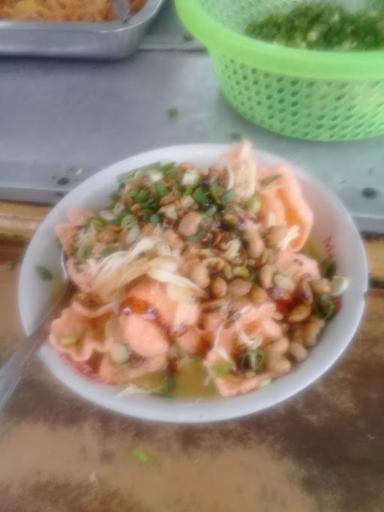 BUBUR AYAM DAN NASI UDUK PAK WITO