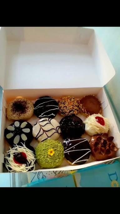 FIKHA DONUTS