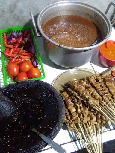 SATE JAMUR TIRAM