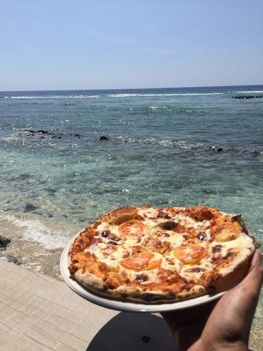 CORAL BEACH PIZZA