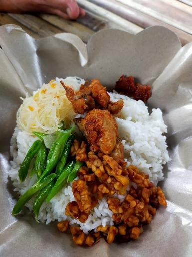 WARUNG NASI BALAP