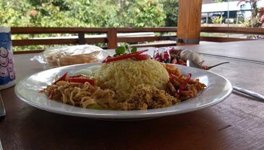 WARUNG NASI KUNING 24 JAM