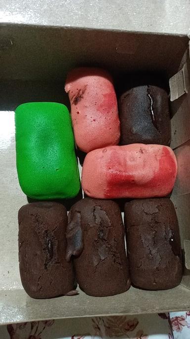 KUE BALOK WATES , ESSEMMU BOBA MOCKTAIL , WATES , KULON PROGO , JOGJA , YOGYAKARTA