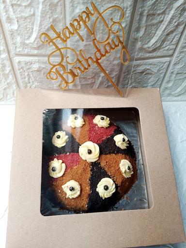 NABILLA COOKIES DESSERT BOX