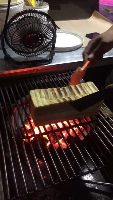 ROTI BAKAR ARENG (RBA)