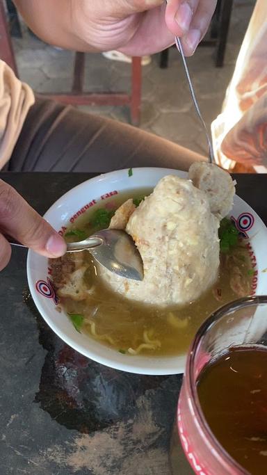 BAKSO MIE AYAM PAKDE WONOGIRI