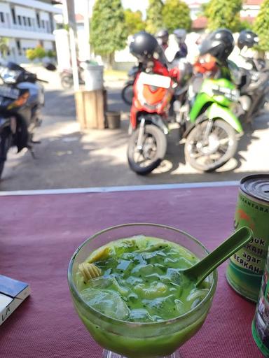 BAKSO & MIE AYAM SOR PELEM