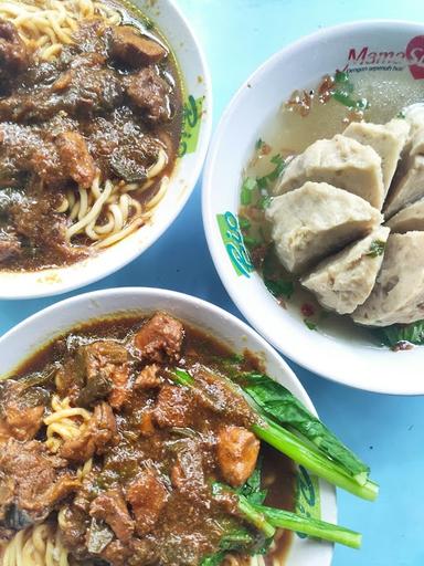 MIE AYAM & BAKSO KAROMAH